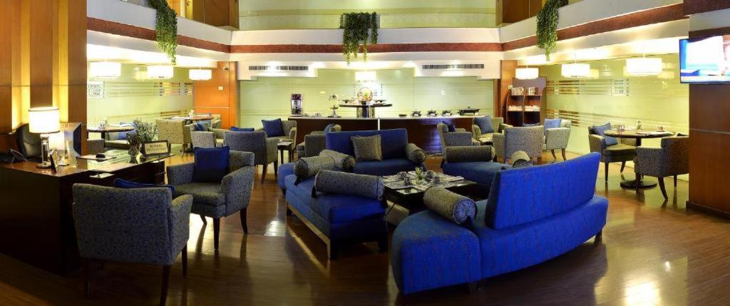 Park Lane Hotel 라호르 외부 사진